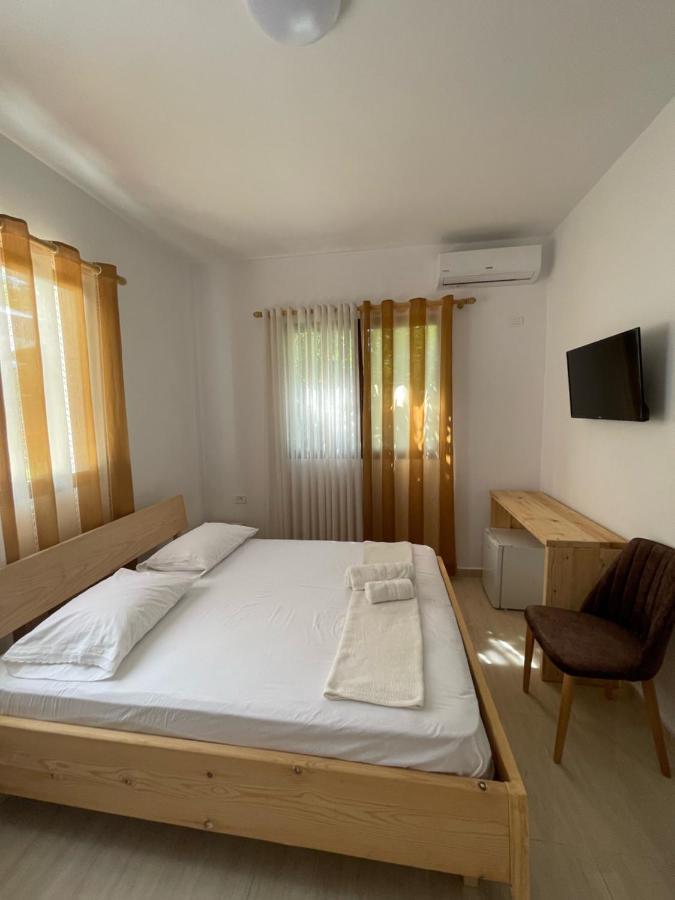 Xho'S Forest Guest House Berat Zewnętrze zdjęcie